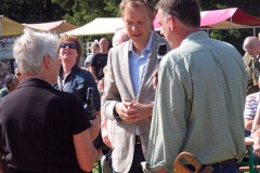 07948143-C6E3-4F1D-BB40-C840227214C7